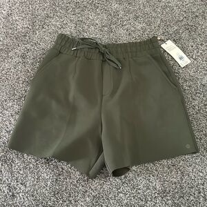 NWT Calia high rise short-soft scuba collection